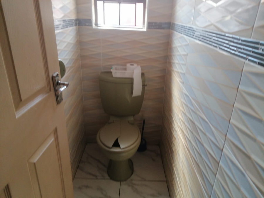 4 Bedroom Property for Sale in Tlhabane West North West